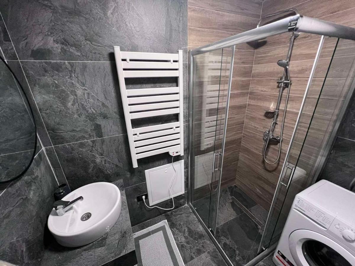 Lakeview Hotel & Apartments Μαύροβο Εξωτερικό φωτογραφία