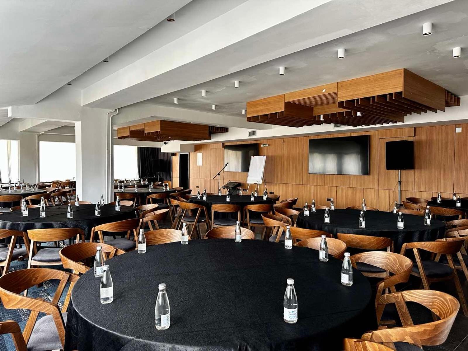 Lakeview Hotel & Apartments Μαύροβο Εξωτερικό φωτογραφία